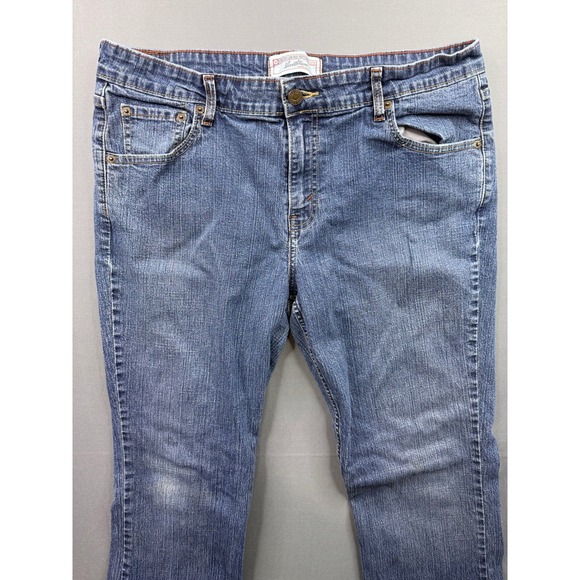 Signature by Levi Strauss Low Rise Bootcut Jeans Blue Medium Wash Womens 14M - Picture 2 of 10